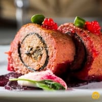 Sandacz z risotto szafranowym i fenkulem